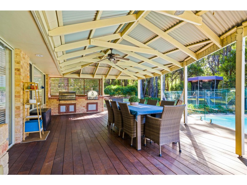 11 Lund Court, Roleystone WA 6111