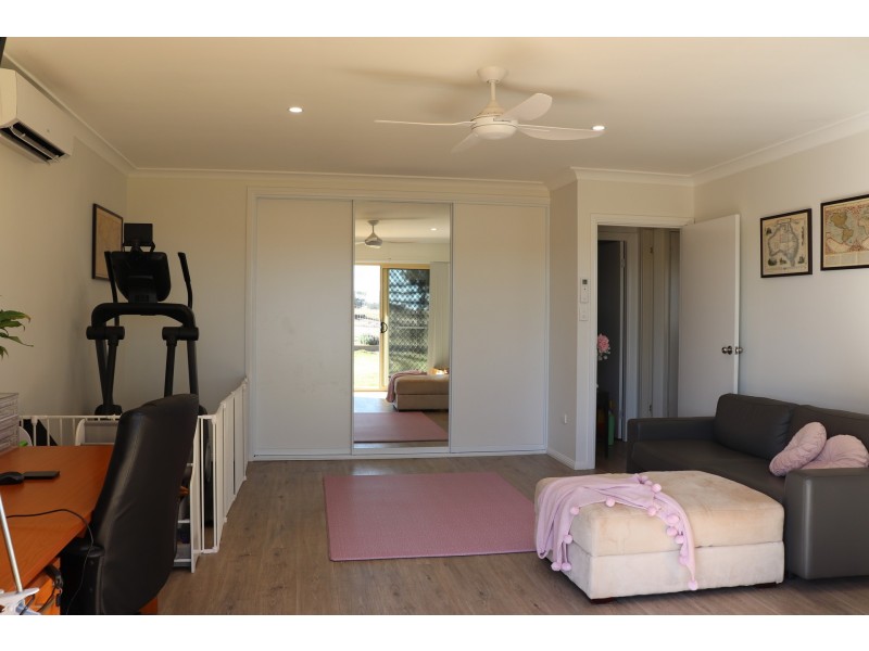 85 Rosser Road, Peak Hill NSW 2869