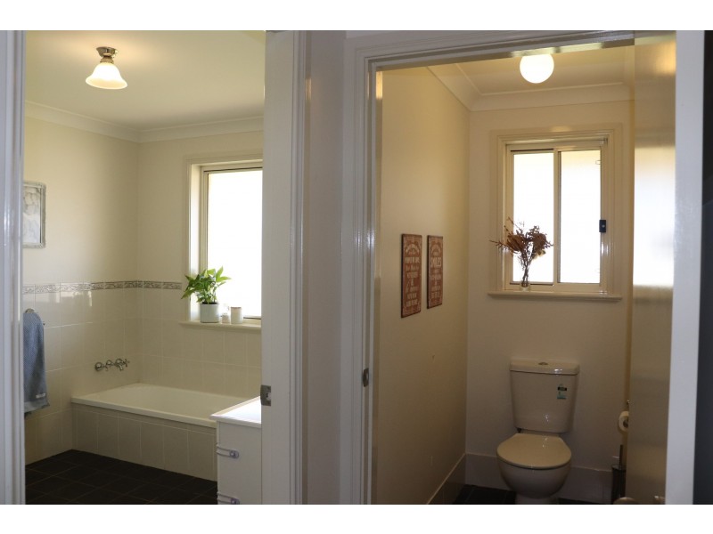 85 Rosser Road, Peak Hill NSW 2869