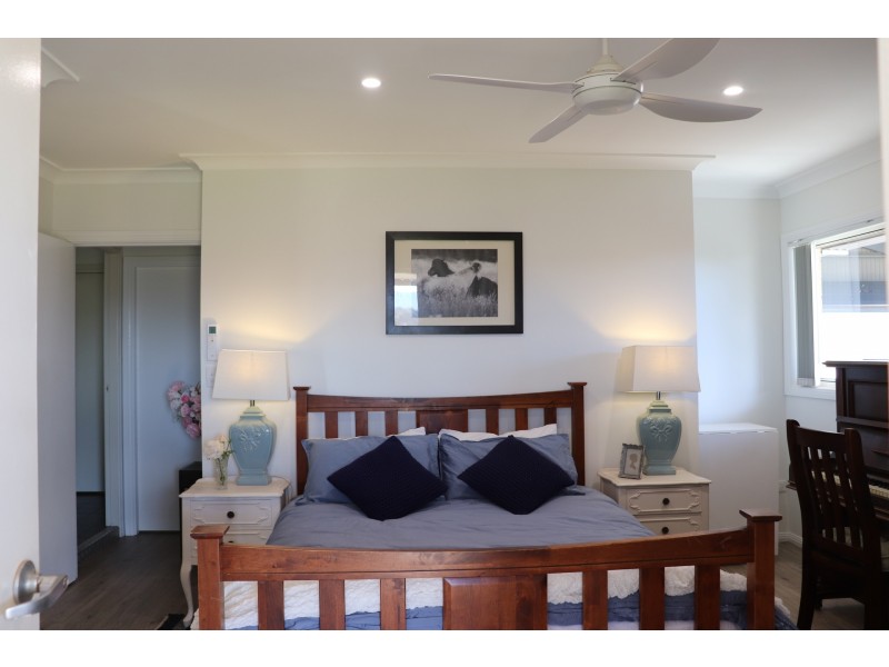 85 Rosser Road, Peak Hill NSW 2869
