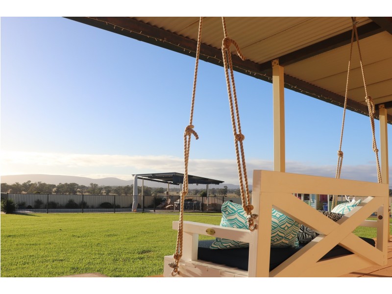 85 Rosser Road, Peak Hill NSW 2869
