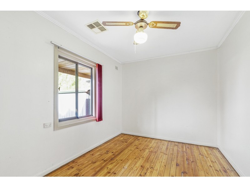 24 Hamblynn Road, Elizabeth Downs SA 5113