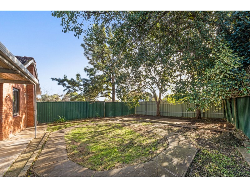 24 Hamblynn Road, Elizabeth Downs SA 5113