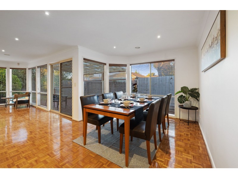 11 Currawong Court, Werribee VIC 3030