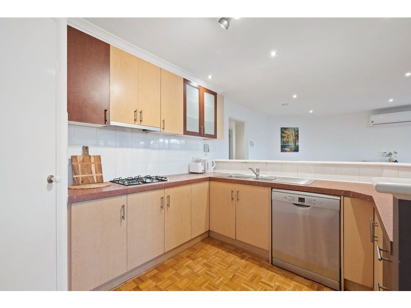 11 Currawong Court, Werribee VIC 3030