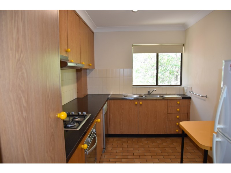 6/24 Underhill Av, Indooroopilly QLD 4068
