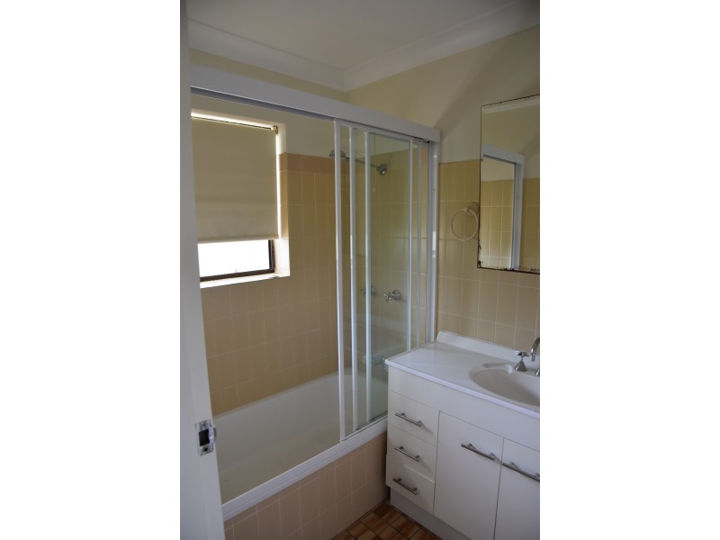 6/24 Underhill Av, Indooroopilly QLD 4068