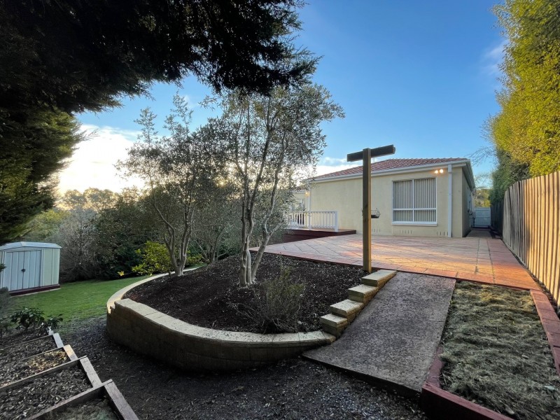 13 Delatite Ct, Warranwood VIC 3134