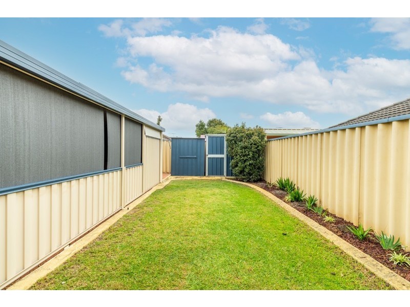 9 Wagstaff Road, Redcliffe WA 6104