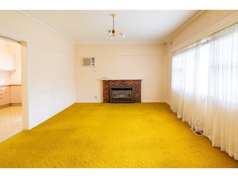 2 Jackson St, Forest Hill VIC 3131