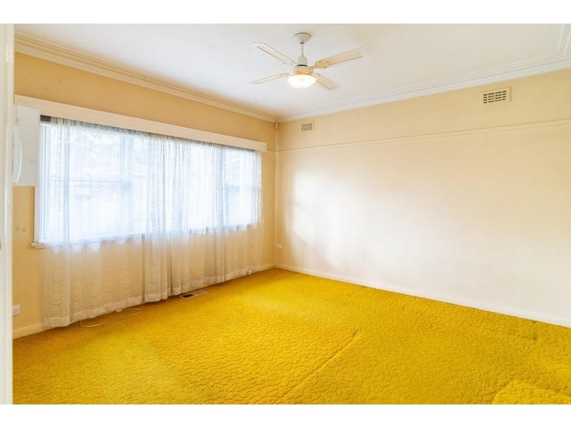 2 Jackson St, Forest Hill VIC 3131