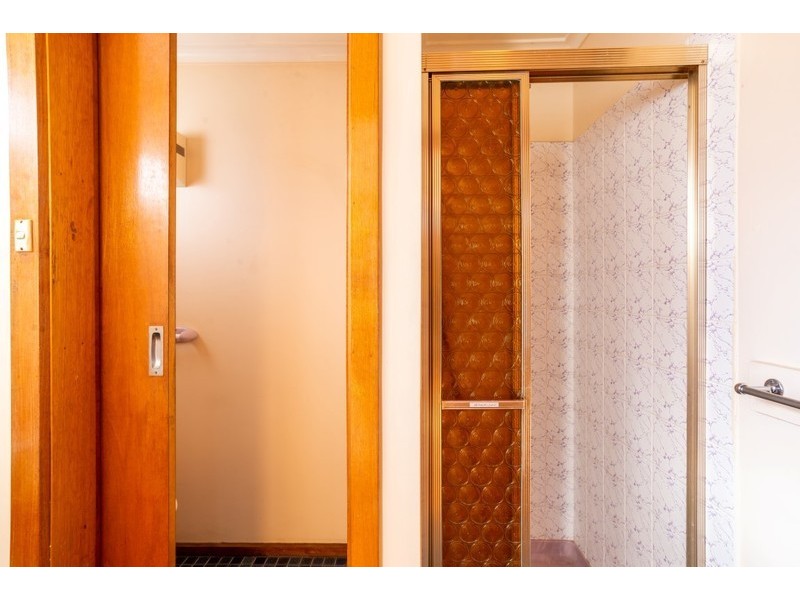 2 Jackson St, Forest Hill VIC 3131