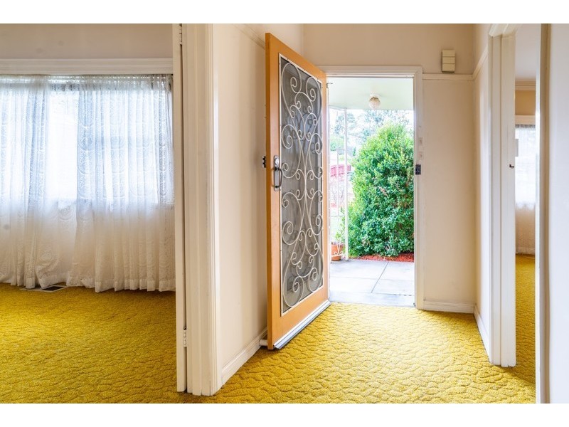 2 Jackson St, Forest Hill VIC 3131