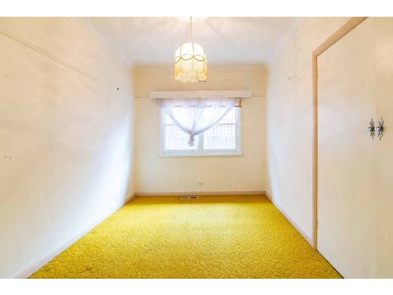 2 Jackson St, Forest Hill VIC 3131