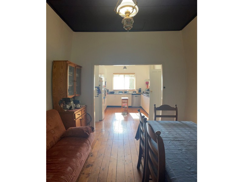 41 Thornber Street, Oaklands NSW 2646