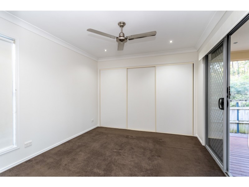 8 Marigold Close, Springfield Lakes QLD 4300