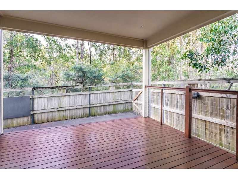 8 Marigold Close, Springfield Lakes QLD 4300