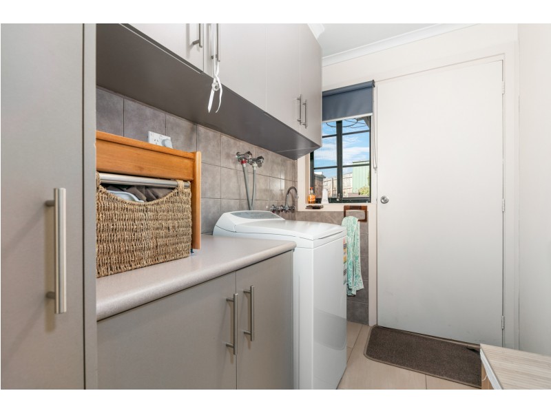 9 McLeod Drive, Bacchus Marsh VIC 3340