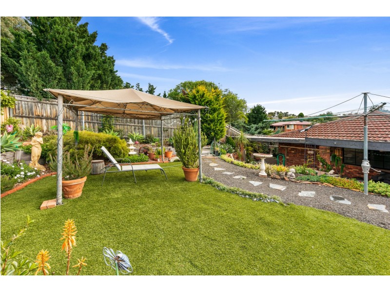 9 McLeod Drive, Bacchus Marsh VIC 3340