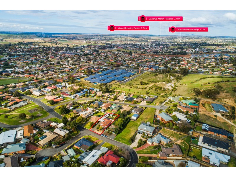 9 McLeod Drive, Bacchus Marsh VIC 3340