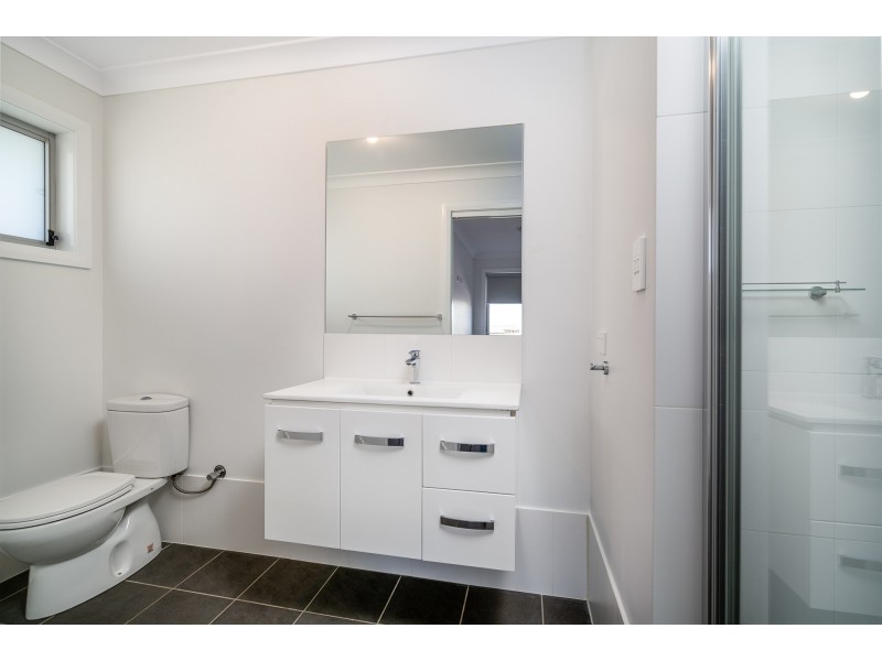 16 Pelagic Court, Dubbo NSW 2830