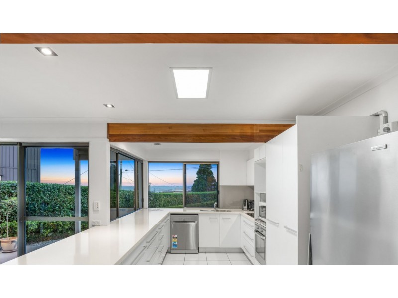 39 Warra St, Wynnum QLD 4178