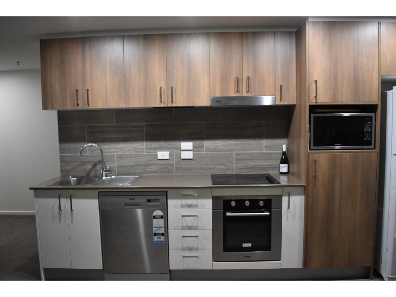 296/325 Anketell, Greenway ACT 2900