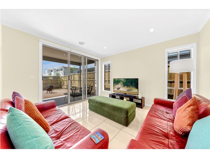 7 Scott Avenue, Torquay VIC 3228