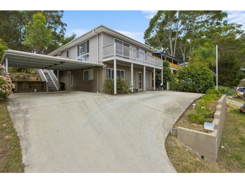 1 & 2/29 Albatross Road, Catalina NSW 2536