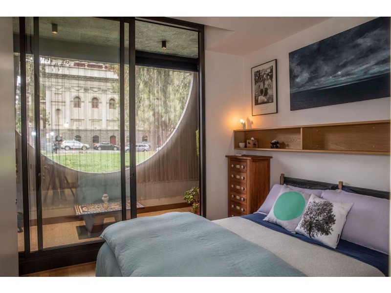 2/219 Napier Street, Fitzroy VIC 3065