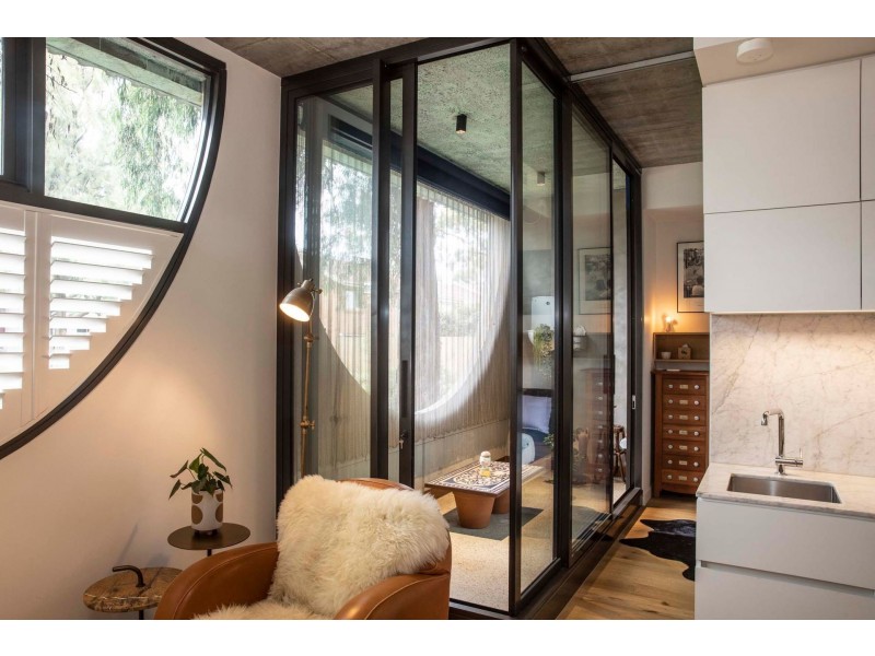 2/219 Napier Street, Fitzroy VIC 3065