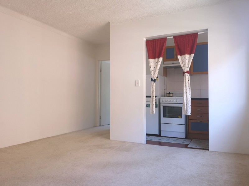 6/14 Meadow Cres, Meadowbank NSW 2114