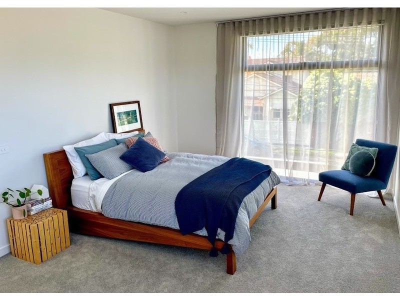 21 Roseberry Ave, Brighton East VIC 3187
