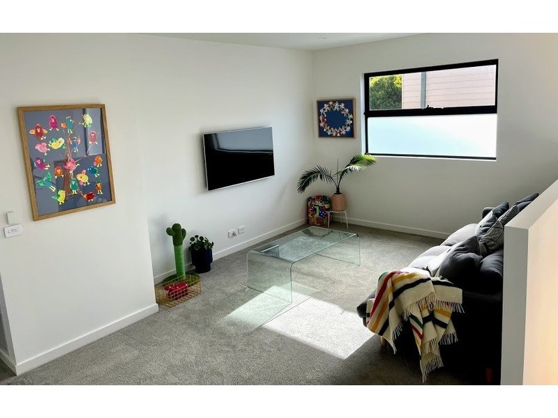 21 Roseberry Ave, Brighton East VIC 3187