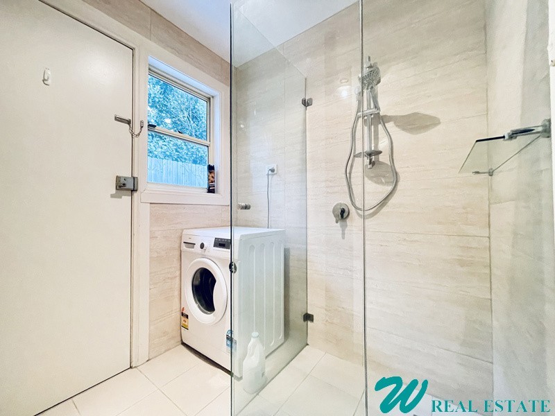 1A Ronald Ave, Greenwich NSW 2065