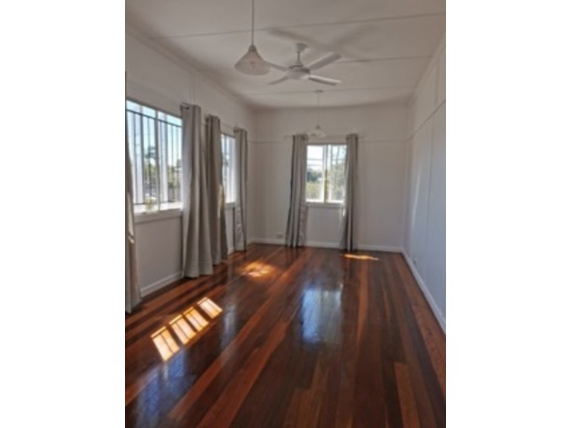 73 Paradise Street, Banyo QLD 4014