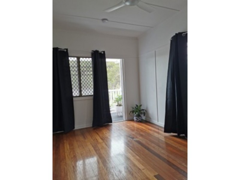 73 Paradise Street, Banyo QLD 4014