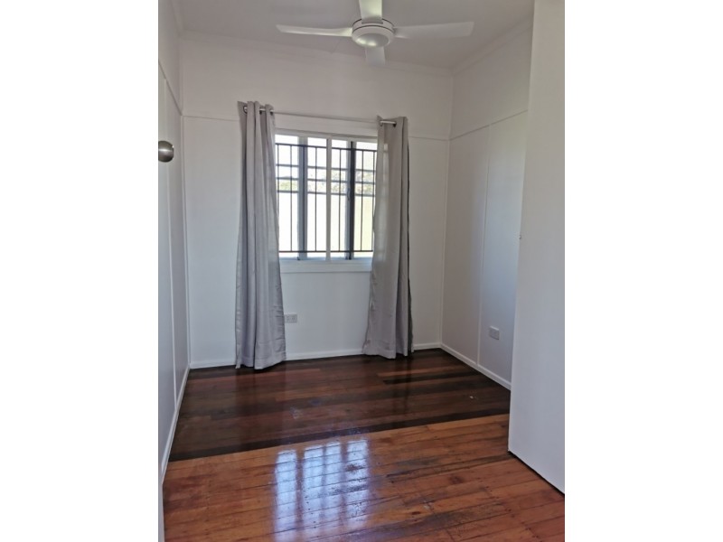 73 Paradise Street, Banyo QLD 4014