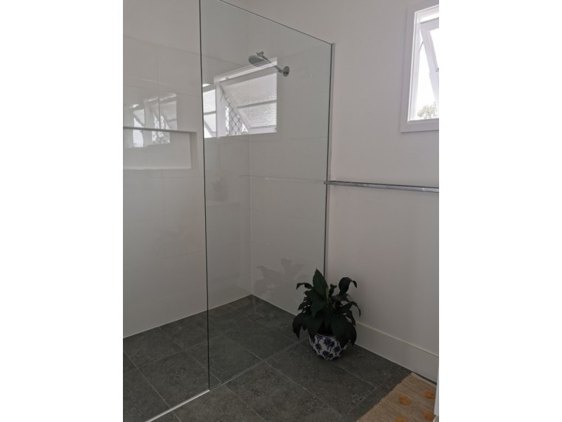 73 Paradise Street, Banyo QLD 4014