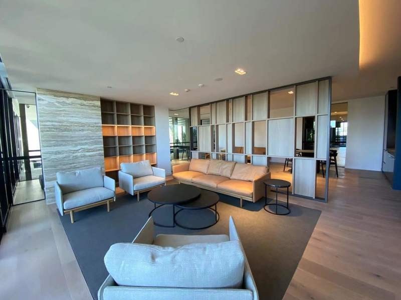 2307/3 Young Street, Box Hill VIC 3128