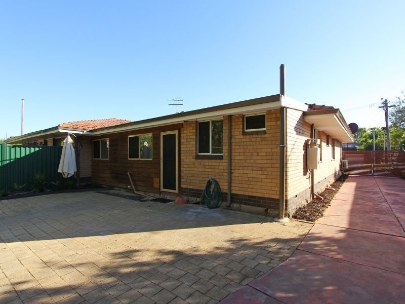 12A Paltridge Avenue, Carlisle WA 6101