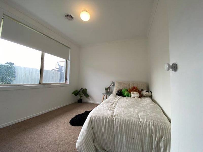 2 Thomas Pl, Hastings VIC 3915