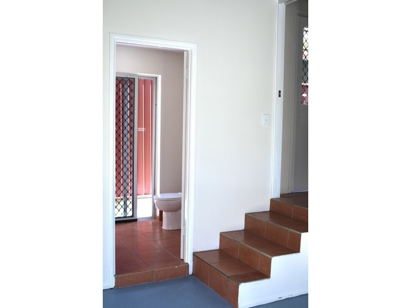 1/17 Enid Avenue, Southport QLD 4215