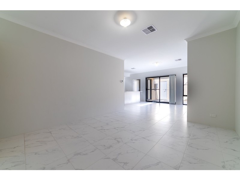 162 Lyon Road, Aubin Grove WA 6164