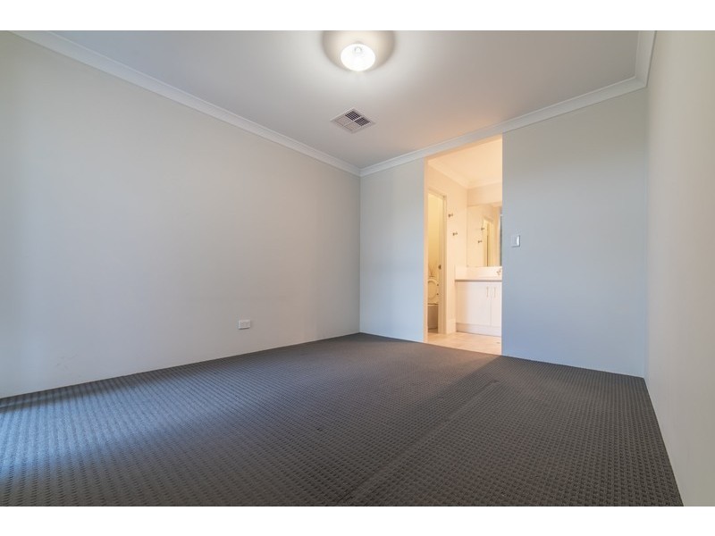 162 Lyon Road, Aubin Grove WA 6164
