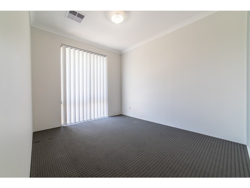 162 Lyon Road, Aubin Grove WA 6164