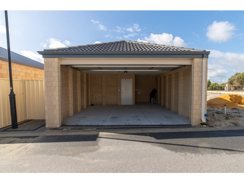 162 Lyon Road, Aubin Grove WA 6164