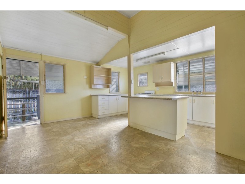 24 Hughes Terrace, Gympie QLD 4570