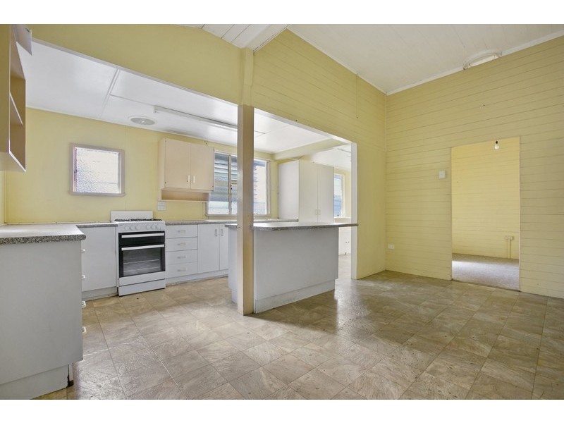 24 Hughes Terrace, Gympie QLD 4570