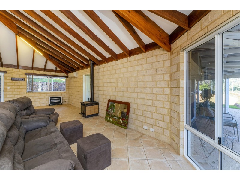 57 Brompton Heights, Gidgegannup WA 6083